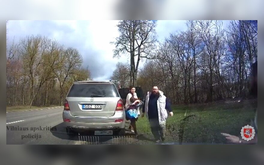 Vilniaus kelių policijos patruliai vėl gelbėjo sunkiai sužalotą mažylį