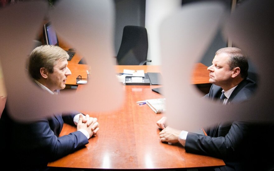 Ramūnas Karbauskis ir Saulius Skvernelis © DELFI / Kiril Čachovskij