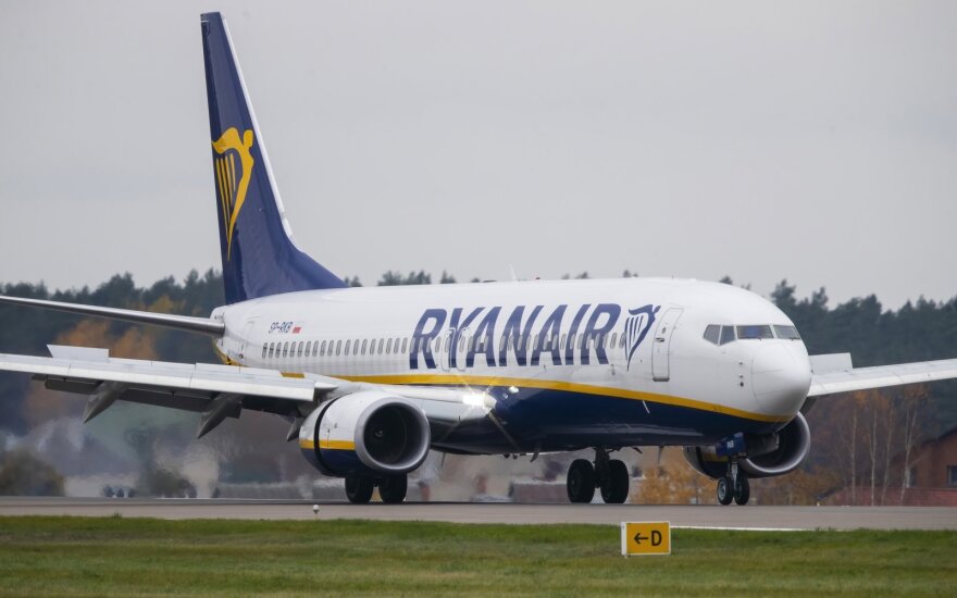 „Ryanair“ stabdo skrydžius iš Vilniaus, lieka viena kryptis iš Kauno