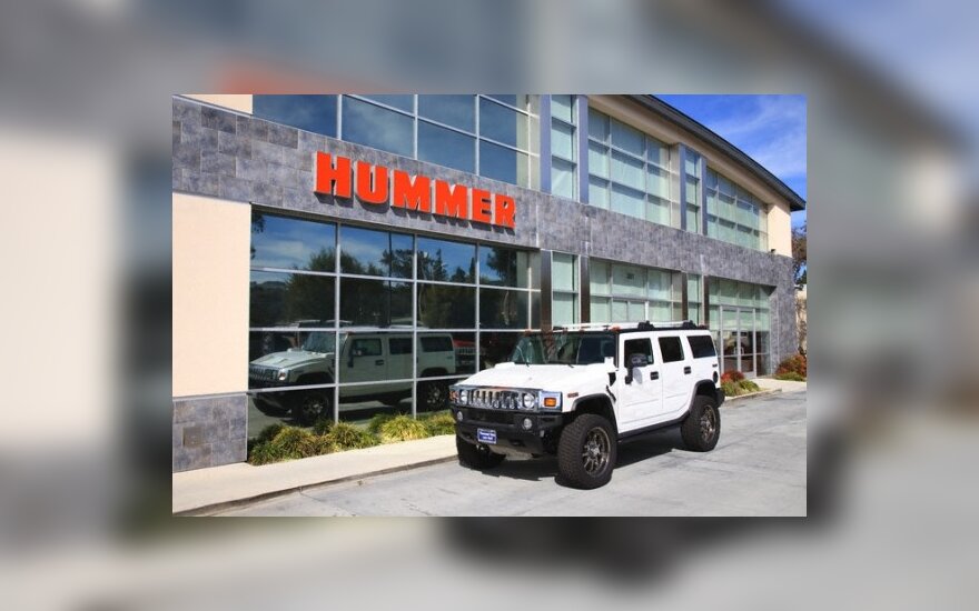 Ar „Hummer“ visureigiai „pažaliuos“?