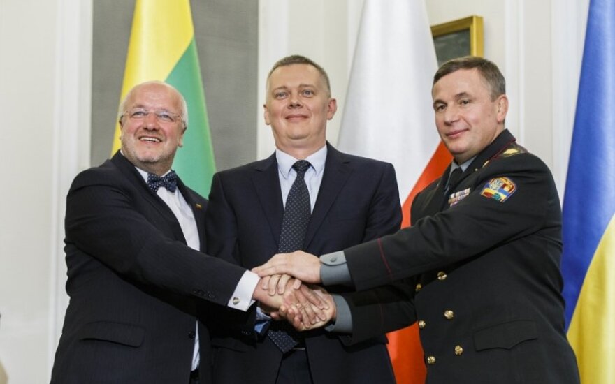 Amid conflict, Poland pushes Ukraine to align with West - EN.DELFI