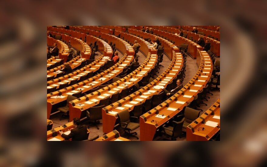 Naujos sudėties EK turėtų pradėti dirbti vasario 10 d.