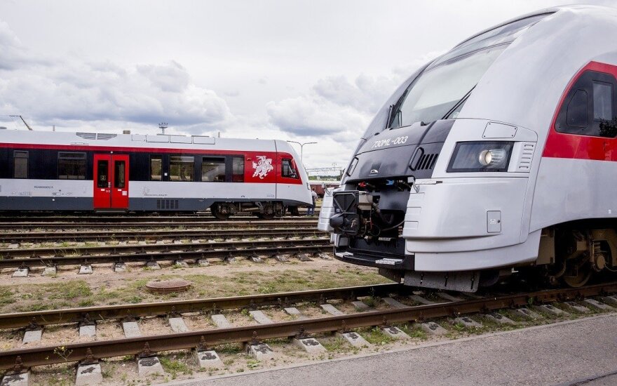 „Skinest“ nori įsitraukti į „Lietuvos geležinkelių“ ir VPT ginčą