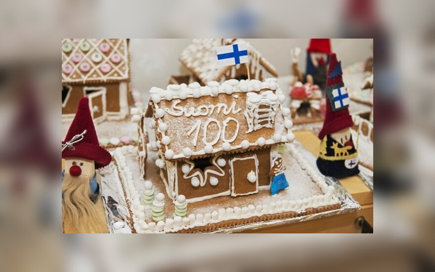 Christmas goodies at the  Charity Bazaar Vilnius  Photo © Ludo Segers @ The Lithuania Tribune 2000