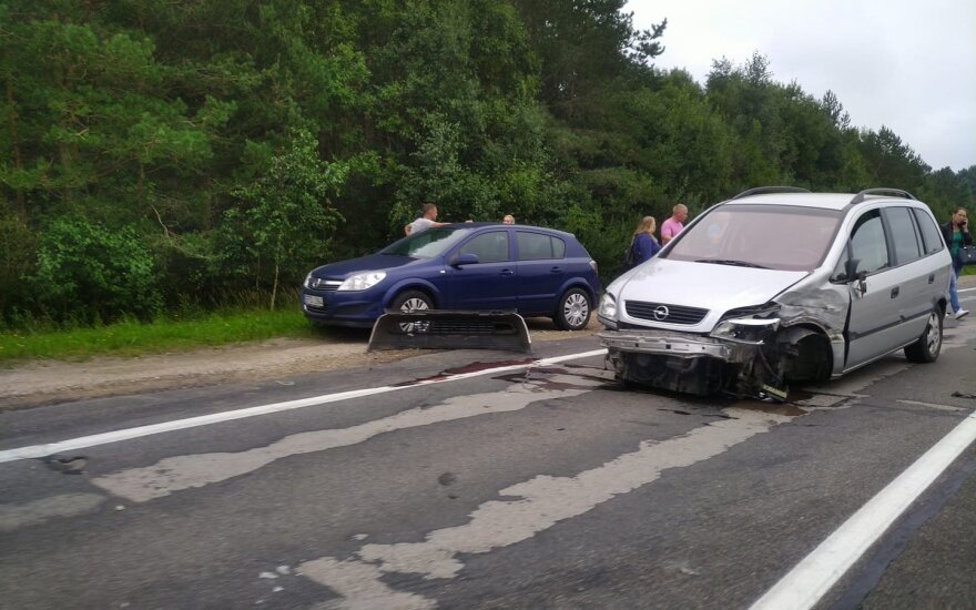 Avarija kelyje Vilnius-Molėtai: sužalota jauna moteris