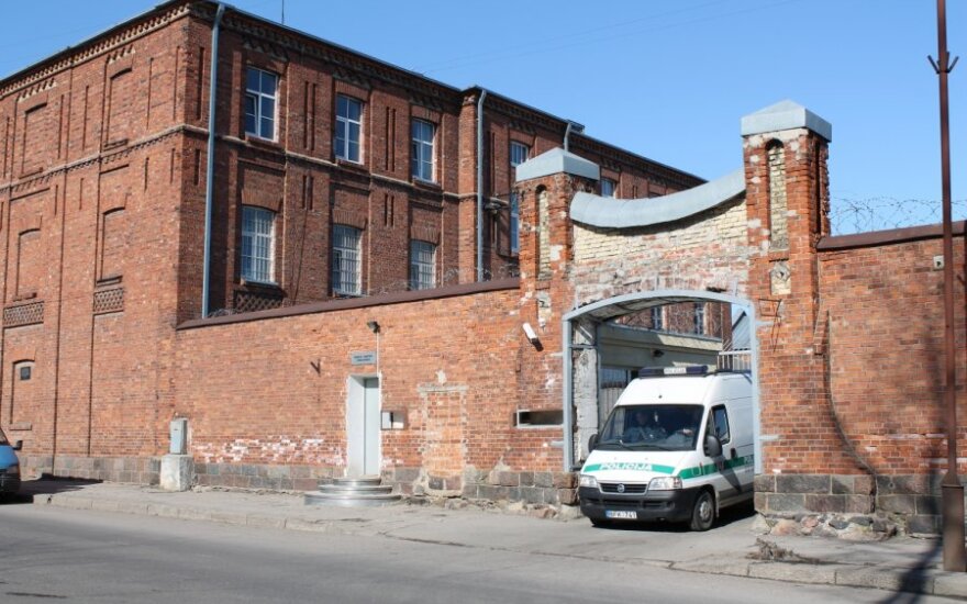 Vyriausybė tarsis, ar naująjį Šiaulių tardymo izoliatorių statyti kartu su verslu