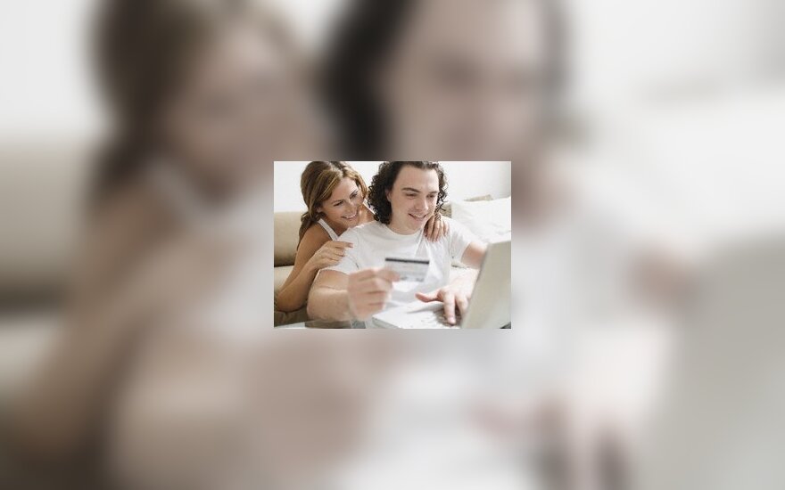 Pavyksta tik trečdalis apsipirkimų internete