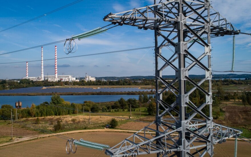 Vyriausybinė komisija svarstys, kaip užkirsti kelią baltarusiškai elektrai