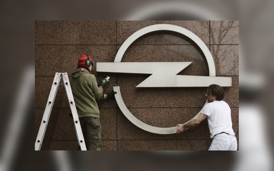 Vengrija skirs paramą „Audi“ ir „Opel“