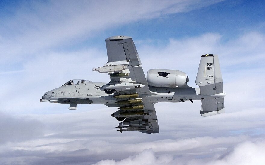 „Fairchild Republic A-10 Thunderbolt“