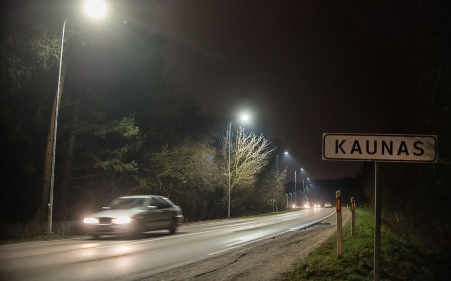 Neįtikėtinas lietuvių išradimas: kaip tamsiausią naktį gatves apšviesti su Saule
