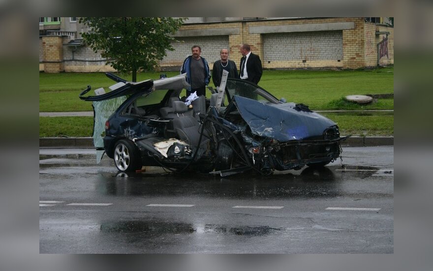 Avarijoje Kaune sužeisti 6 žmonės, 4 iš jų - sunkiai