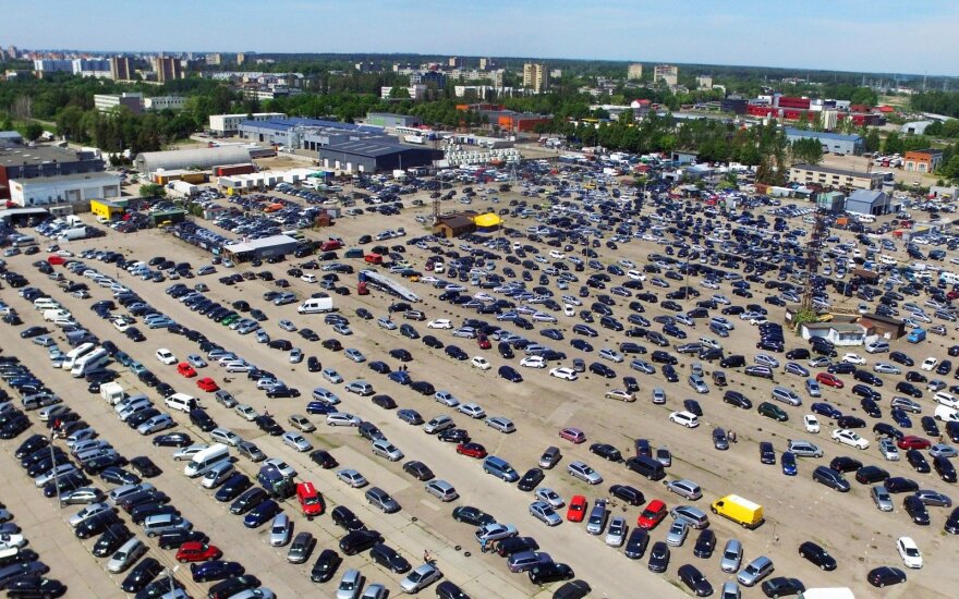 Lietuviai vis dažniau automobilius perka lizingu: kokie populiariausi?