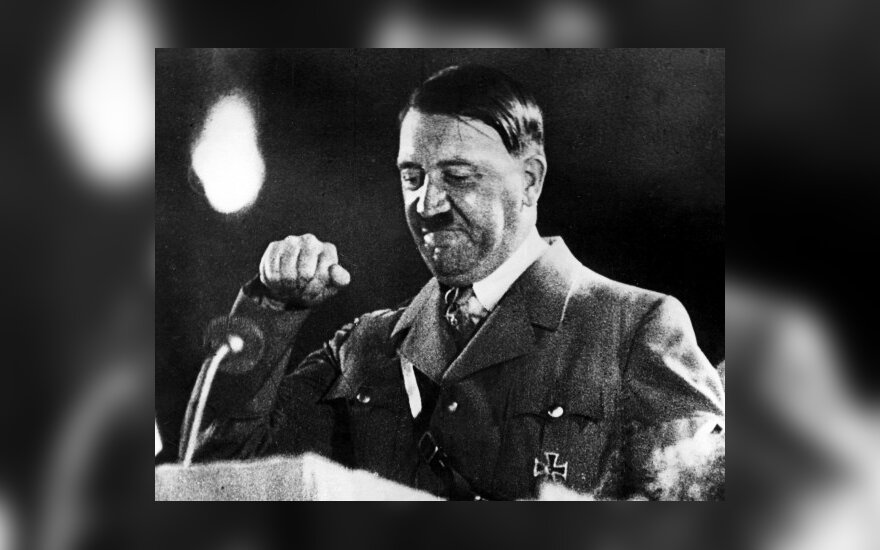 Holokausto priežastis – A.Hitlerio sielvartas dėl motinos mirties?