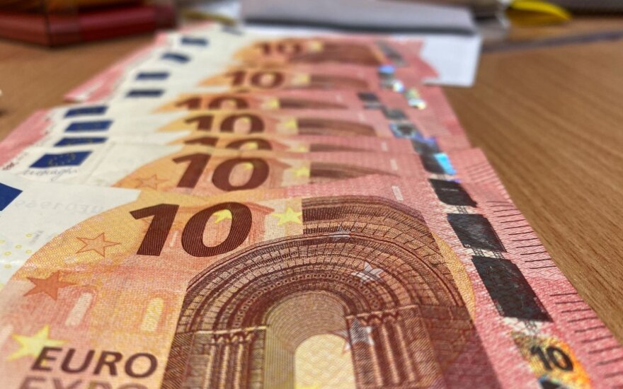 FNTT akiratyje – cukrumi ir elektros įranga prekiaujanti įmonė: nuslėpė trečdalį milijono mokesčių