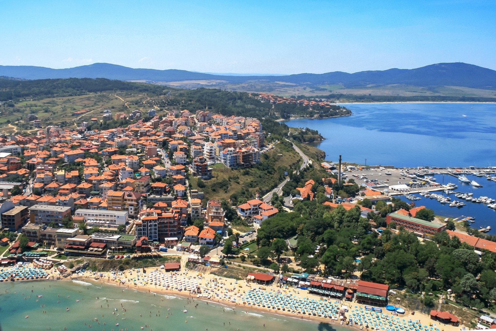 Bulgarija planuoja atsisakyti „auksinių pasų“ - DELFI