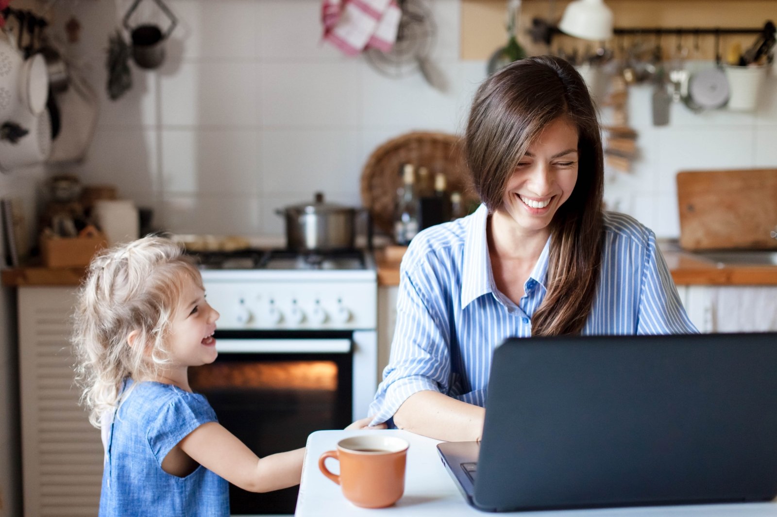 Nuotolinis darbas: kaip efektyviai dirbti namuose?