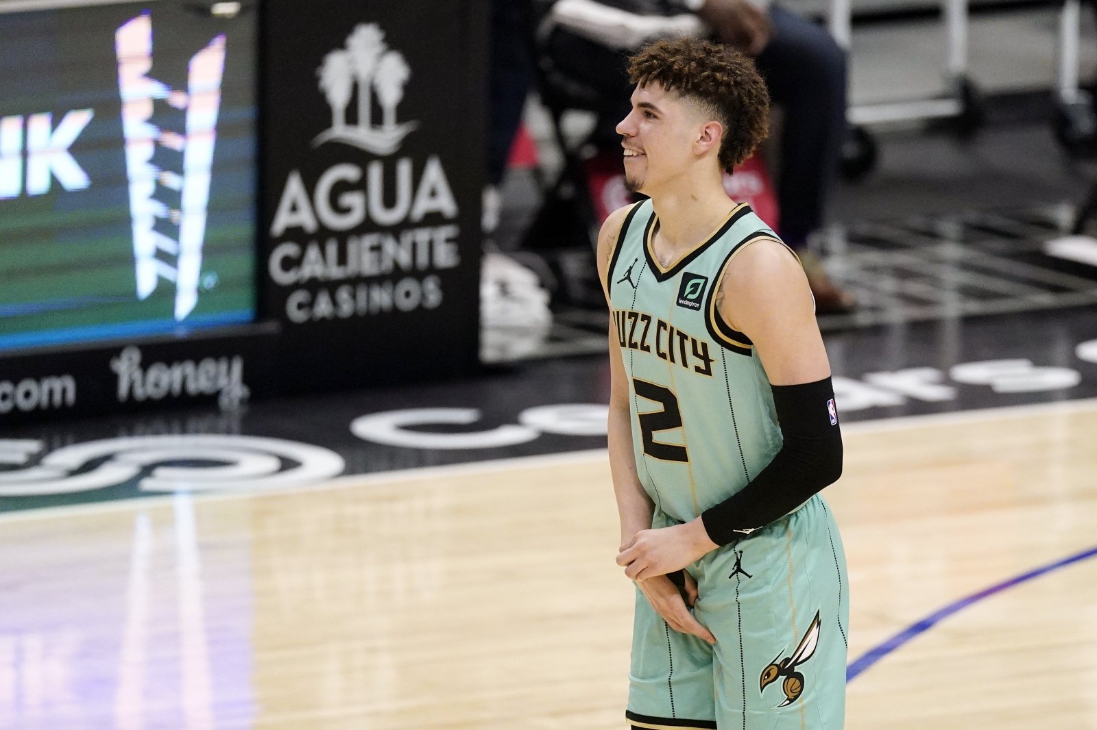 LaMelo Ballo’s season is over – a wrist bone is broken