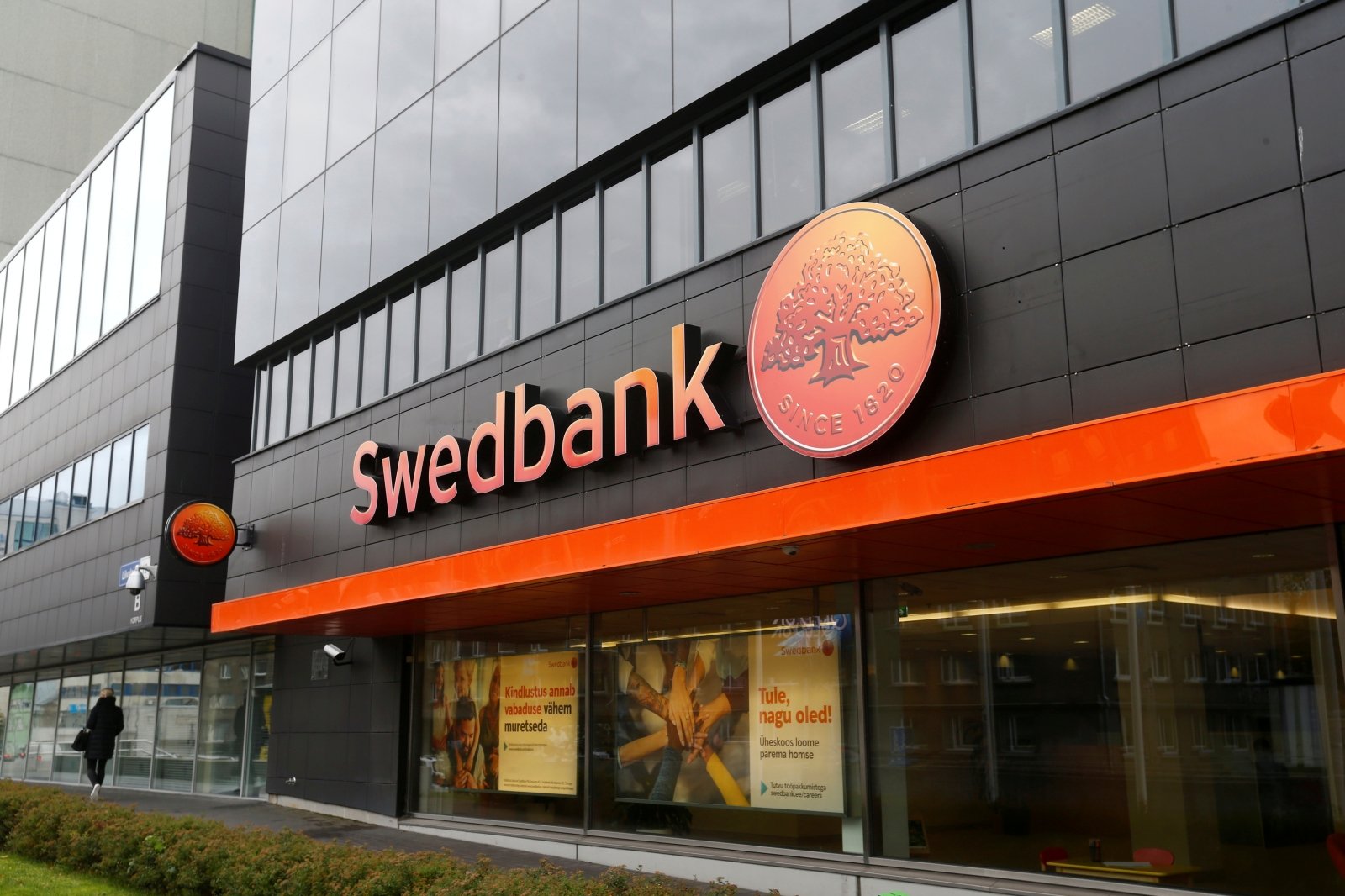 valiutu kursai swedbank bankas)