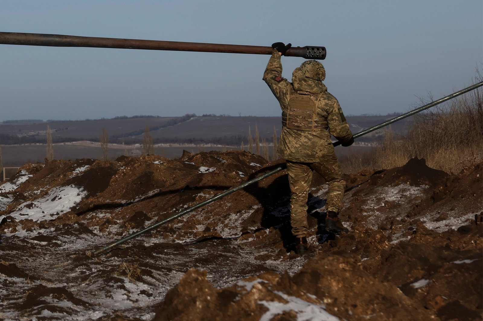 Lenkijos pareigūnas: tik šiuolaikinė ginkluotė gali padėti pasiekti persilaužimą kare Ukrainoje