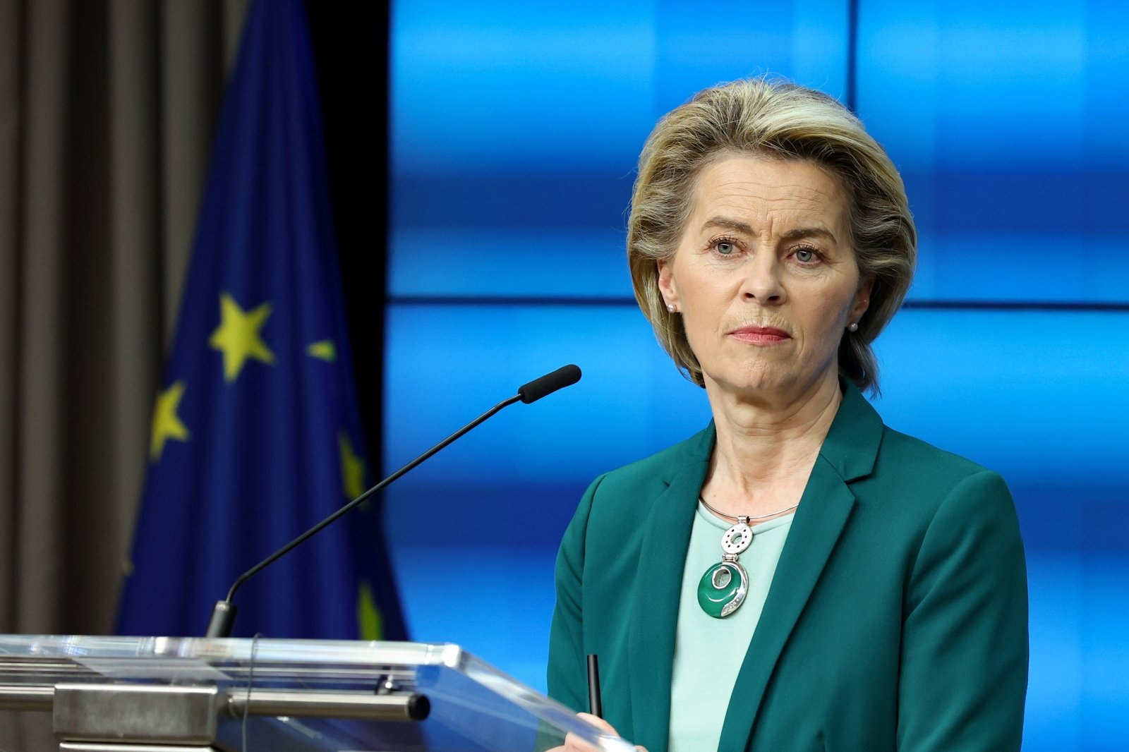 Vilkai Sudraskė Ursulos Von Der Leyen Ponį - DELFI Veidai